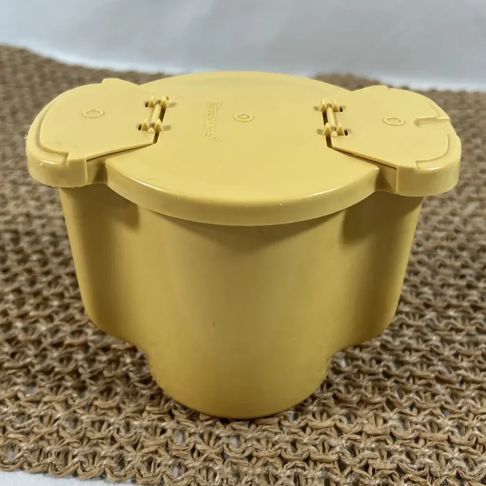 Vintage Tupperware Harvest Gold Double Flip Pour Sugar Bowl Container Yellow 577